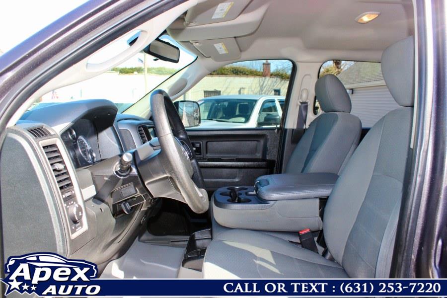 Used Ram 1500 4WD Crew Cab 140.5" Express 2015 | Apex Auto. Selden, New York Used Ram 1500 4WD Crew Cab 140.5" Express 2015 | Apex Auto. Selden, New York