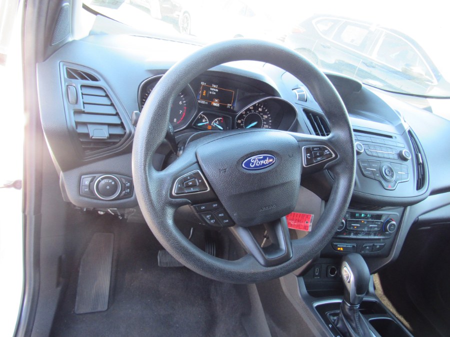 Used Ford Escape SE 4WD 2018 | NJ Used Cars Center. Irvington, New Jersey Used Ford Escape SE 4WD 2018 | NJ Used Cars Center. Irvington, New Jersey