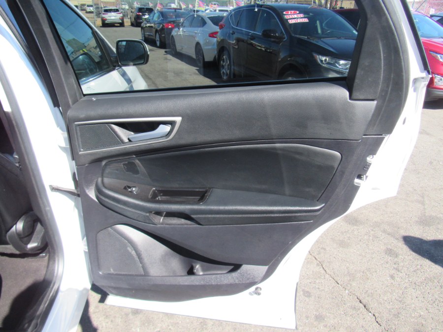 2020 Ford Edge SEL FWD, available for sale in Irvington, New Jersey | NJ Used Cars Center. Irvington, New Jersey 2020 Ford Edge SEL FWD, available for sale in Irvington, New Jersey | NJ Used Cars Center. Irvington, New Jersey