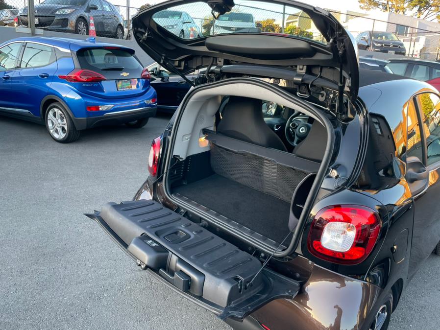 Used smart fortwo electric drive passion 2018 | Green Light Auto Wholesale. Daly City, California Used smart fortwo electric drive passion 2018 | Green Light Auto Wholesale. Daly City, California