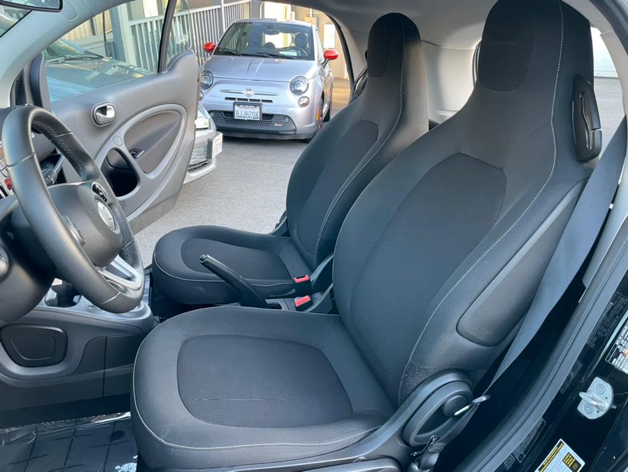 Used smart fortwo electric drive passion 2018 | Green Light Auto Wholesale. Daly City, California Used smart fortwo electric drive passion 2018 | Green Light Auto Wholesale. Daly City, California