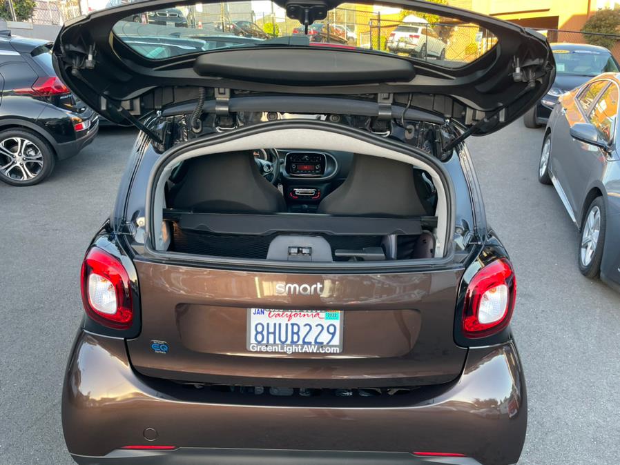 Used smart fortwo electric drive passion 2018 | Green Light Auto Wholesale. Daly City, California Used smart fortwo electric drive passion 2018 | Green Light Auto Wholesale. Daly City, California