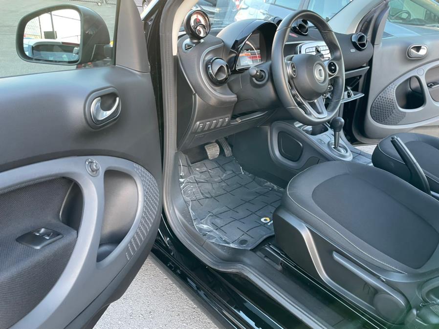 Used smart fortwo electric drive passion 2018 | Green Light Auto Wholesale. Daly City, California Used smart fortwo electric drive passion 2018 | Green Light Auto Wholesale. Daly City, California