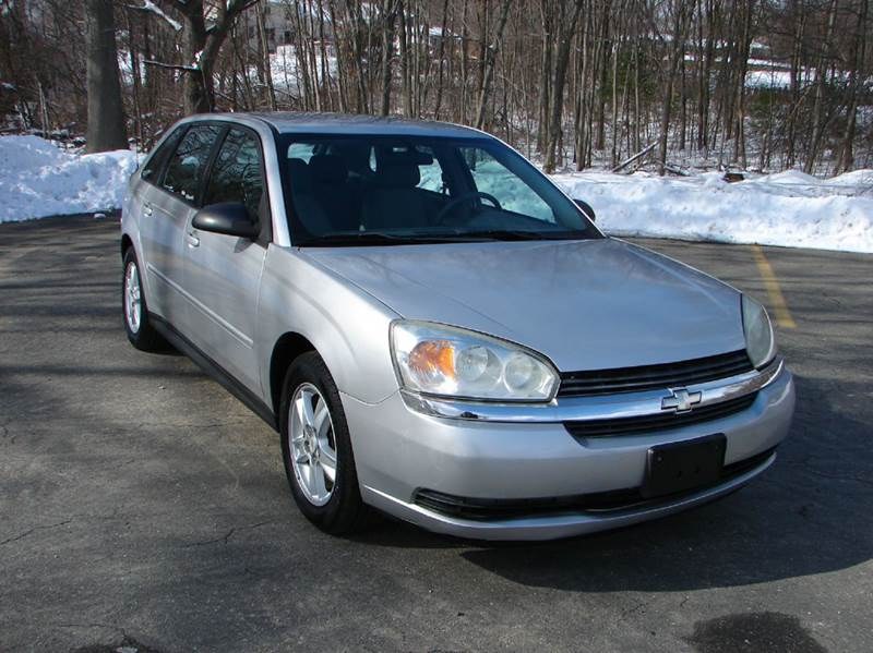 2004 Chevrolet Malibu Maxx 4dr Sdn LS, available for sale in Plainville, Connecticut | Choice Group LLC Choice Motor Car. Plainville, Connecticut