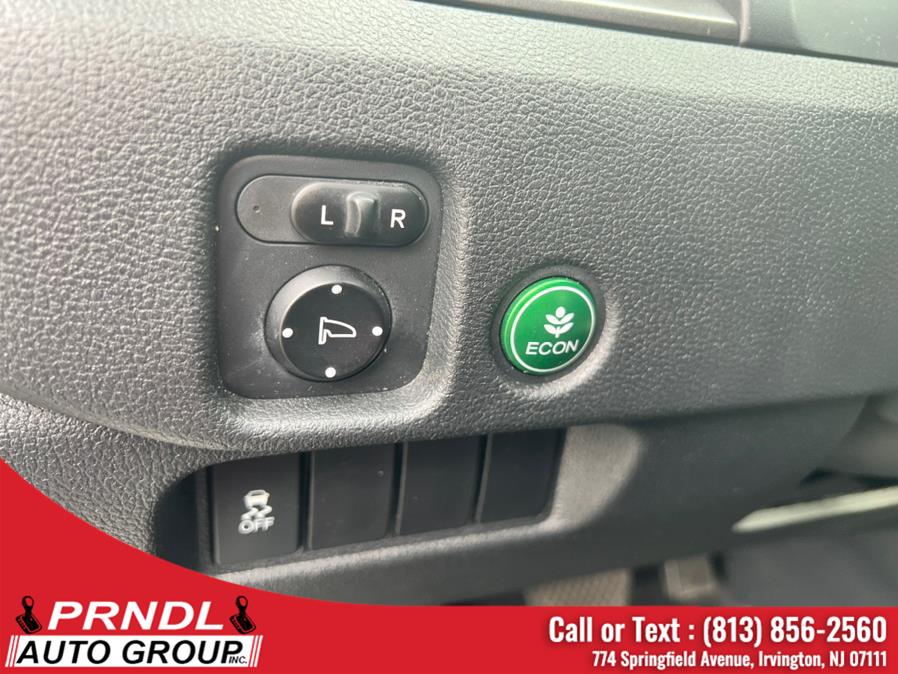 Used Honda Pilot EX-L w/Navigation AWD 2017 | PRNDL Auto Group. Irvington, New Jersey Used Honda Pilot EX-L w/Navigation AWD 2017 | PRNDL Auto Group. Irvington, New Jersey