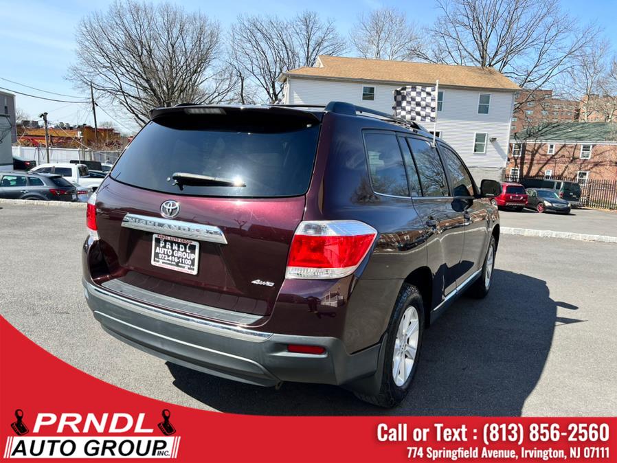 Used Toyota Highlander 4WD 4dr V6 SE (Natl) 2012 | PRNDL Auto Group. Irvington, New Jersey Used Toyota Highlander 4WD 4dr V6 SE (Natl) 2012 | PRNDL Auto Group. Irvington, New Jersey