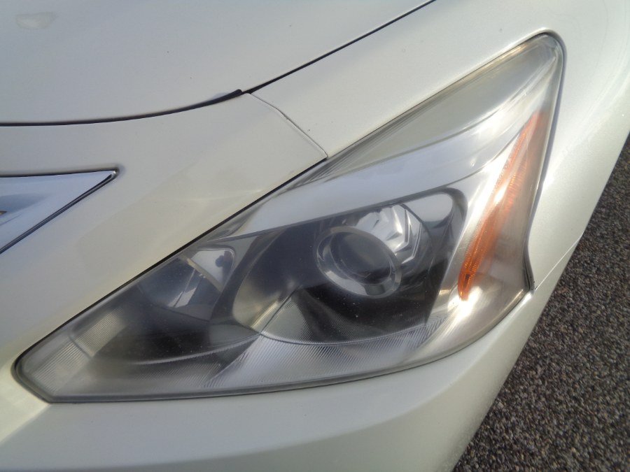 2013 Nissan Altima 4dr Sdn V6 3.5 SV, available for sale in Valley Stream, New York | NY Auto Traders. Valley Stream, New York 2013 Nissan Altima 4dr Sdn V6 3.5 SV, available for sale in Valley Stream, New York | NY Auto Traders. Valley Stream, New York