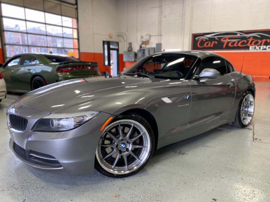 Used BMW Z4 2dr Roadster sDrive30i 2009 | Car Factory Inc.. Bronx, New York Used BMW Z4 2dr Roadster sDrive30i 2009 | Car Factory Inc.. Bronx, New York