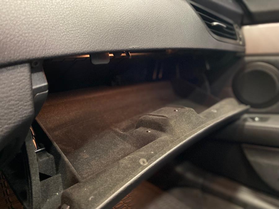Used BMW Z4 2dr Roadster sDrive30i 2009 | Car Factory Inc.. Bronx, New York Used BMW Z4 2dr Roadster sDrive30i 2009 | Car Factory Inc.. Bronx, New York