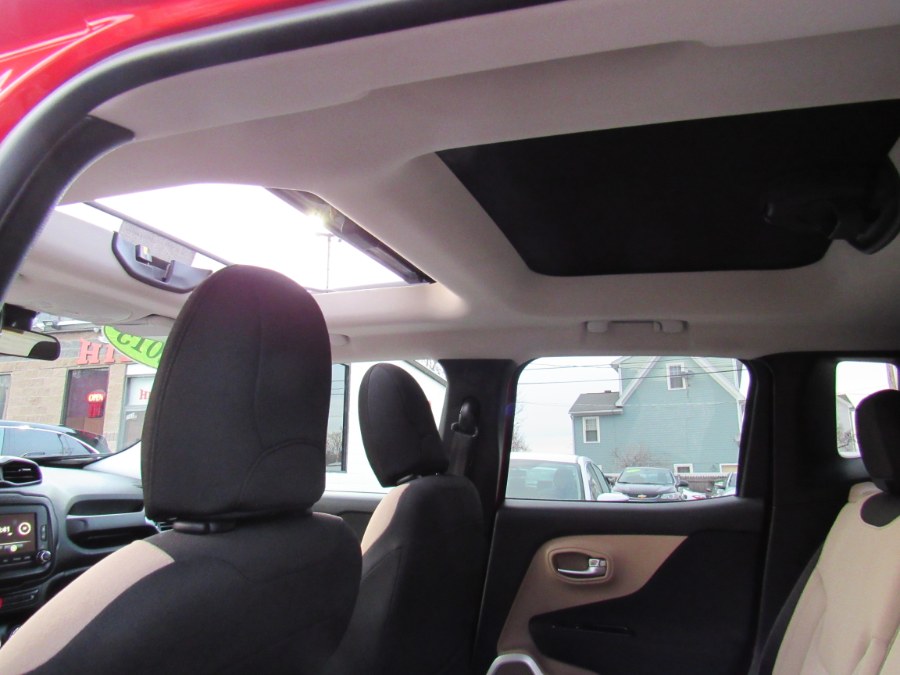 Used Jeep Renegade Latitude 2015 | Hilario's Auto Sales Inc.. Worcester, Massachusetts Used Jeep Renegade Latitude 2015 | Hilario's Auto Sales Inc.. Worcester, Massachusetts