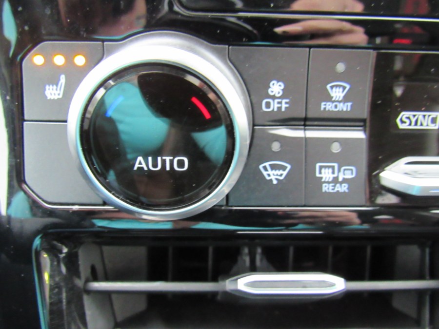 Used Toyota Highlander XLE 2020 | Hilario's Auto Sales Inc.. Worcester, Massachusetts Used Toyota Highlander XLE 2020 | Hilario's Auto Sales Inc.. Worcester, Massachusetts