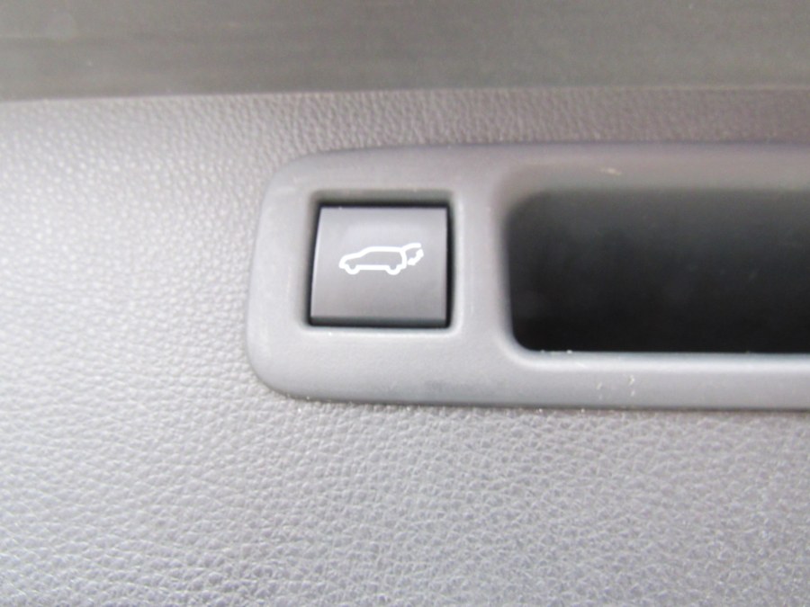 Used Toyota Highlander XLE 2020 | Hilario's Auto Sales Inc.. Worcester, Massachusetts Used Toyota Highlander XLE 2020 | Hilario's Auto Sales Inc.. Worcester, Massachusetts