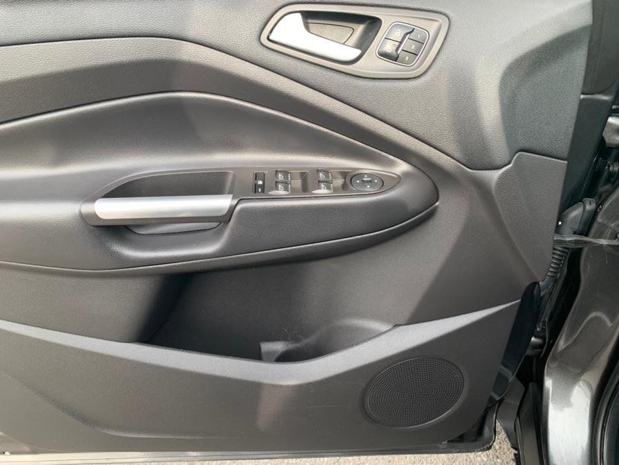 Used Ford Escape Titanium 4WD 2018 | European Auto Expo. Lodi, New Jersey Used Ford Escape Titanium 4WD 2018 | European Auto Expo. Lodi, New Jersey