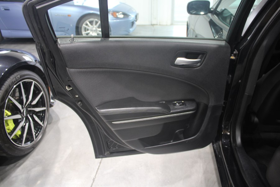 Used Dodge Charger 4dr Sdn SE RWD 2015 | Auto Gallery. Lodi, New Jersey Used Dodge Charger 4dr Sdn SE RWD 2015 | Auto Gallery. Lodi, New Jersey
