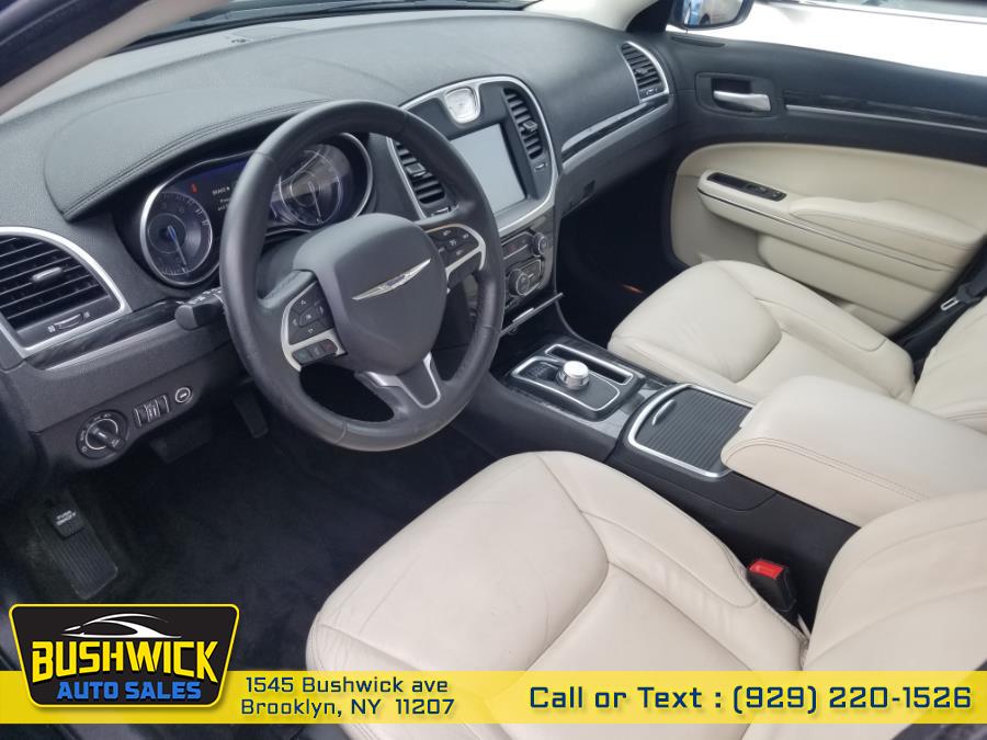 Used Chrysler 300 4dr Sdn Anniversary Edition AWD 2016 | Bushwick Auto Sales LLC. Brooklyn, New York