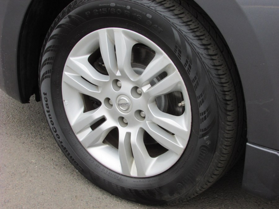 Used Nissan Altima 4dr Sdn I4 CVT 2.5 SL 2011 | United Auto Sales of E Windsor, Inc. East Windsor, Connecticut Used Nissan Altima 4dr Sdn I4 CVT 2.5 SL 2011 | United Auto Sales of E Windsor, Inc. East Windsor, Connecticut