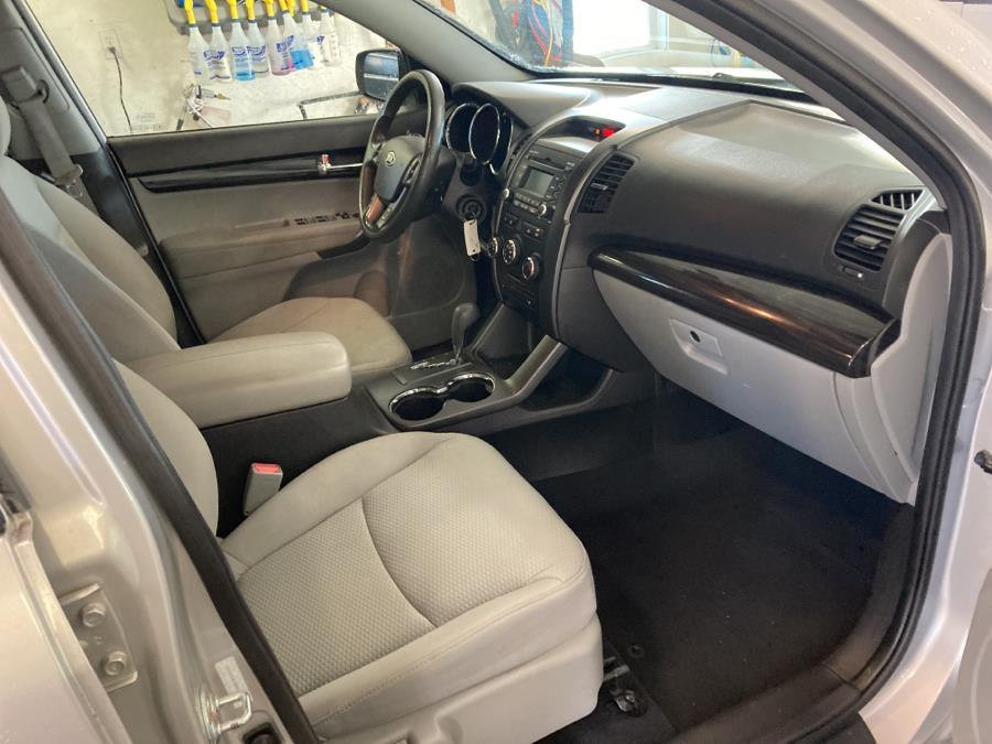 Used Kia Sorento AWD 4dr I4 LX 2011 | Maine Central Motors. Pittsfield, Maine Used Kia Sorento AWD 4dr I4 LX 2011 | Maine Central Motors. Pittsfield, Maine