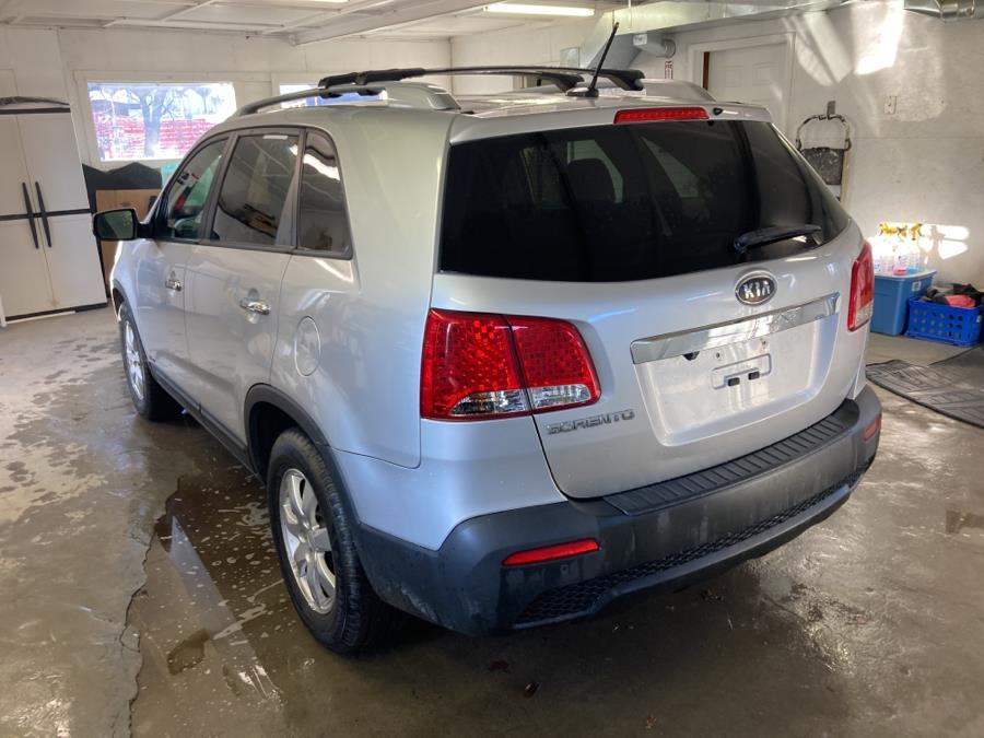 Used Kia Sorento AWD 4dr I4 LX 2011 | Maine Central Motors. Pittsfield, Maine Used Kia Sorento AWD 4dr I4 LX 2011 | Maine Central Motors. Pittsfield, Maine