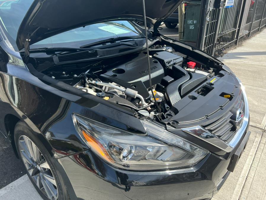 Used Nissan Altima 2017.5 2.5 SL Sedan 2017 | Sunrise Autoland. Jamaica, New York Used Nissan Altima 2017.5 2.5 SL Sedan 2017 | Sunrise Autoland. Jamaica, New York