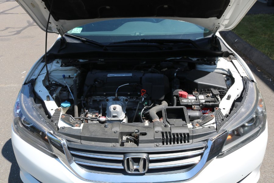 Used Honda Accord Sdn 4dr I4 CVT Sport 2013 | Dealmax Motors LLC. Bristol, Connecticut