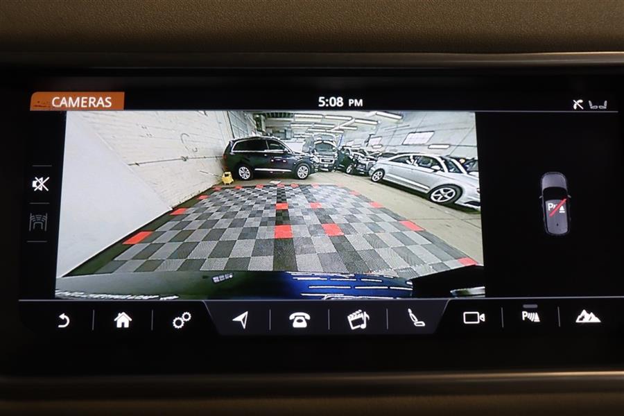 Used Land Rover Range Rover Evoque SE 2018 | Fast Track Motors. Paterson, New Jersey Used Land Rover Range Rover Evoque SE 2018 | Fast Track Motors. Paterson, New Jersey