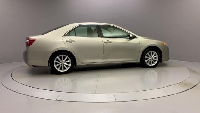 Used Toyota Camry 4dr Sdn I4 Auto XLE *Ltd Avail* 2014 | J&M Automotive Sls&Svc LLC. Naugatuck, Connecticut Used Toyota Camry 4dr Sdn I4 Auto XLE *Ltd Avail* 2014 | J&M Automotive Sls&Svc LLC. Naugatuck, Connecticut