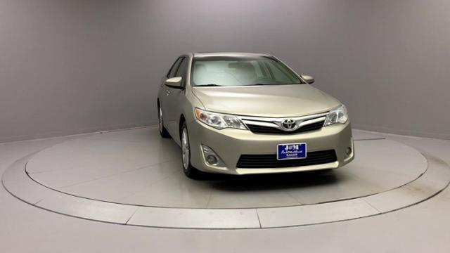 Used Toyota Camry 4dr Sdn I4 Auto XLE *Ltd Avail* 2014 | J&M Automotive Sls&Svc LLC. Naugatuck, Connecticut Used Toyota Camry 4dr Sdn I4 Auto XLE *Ltd Avail* 2014 | J&M Automotive Sls&Svc LLC. Naugatuck, Connecticut