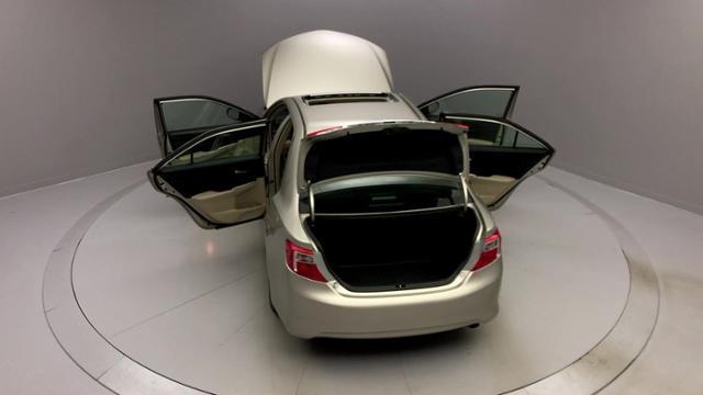 Used Toyota Camry 4dr Sdn I4 Auto XLE *Ltd Avail* 2014 | J&M Automotive Sls&Svc LLC. Naugatuck, Connecticut Used Toyota Camry 4dr Sdn I4 Auto XLE *Ltd Avail* 2014 | J&M Automotive Sls&Svc LLC. Naugatuck, Connecticut