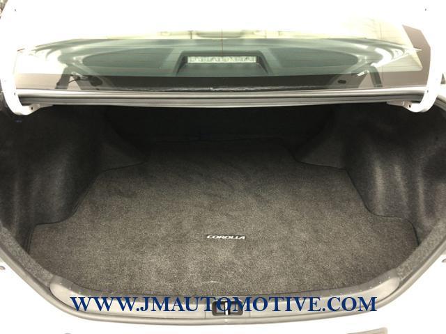2016 Toyota Corolla 4dr Sdn CVT LE, available for sale in Naugatuck, Connecticut | J&M Automotive Sls&Svc LLC. Naugatuck, Connecticut 2016 Toyota Corolla 4dr Sdn CVT LE, available for sale in Naugatuck, Connecticut | J&M Automotive Sls&Svc LLC. Naugatuck, Connecticut