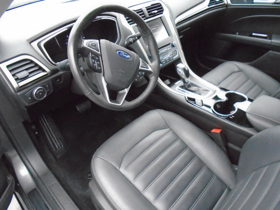 Used Ford Fusion Energi 4dr Sdn SE Luxury 2016 | Jim Juliani Motors. Waterbury, Connecticut