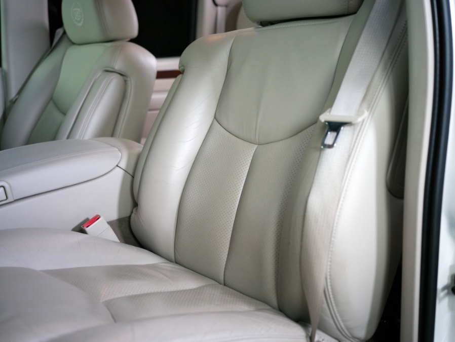 2003 Cadillac Escalade ESV 4dr AWD, available for sale in North Salem, New York | Meccanic Shop North Inc. North Salem, New York 2003 Cadillac Escalade ESV 4dr AWD, available for sale in North Salem, New York | Meccanic Shop North Inc. North Salem, New York