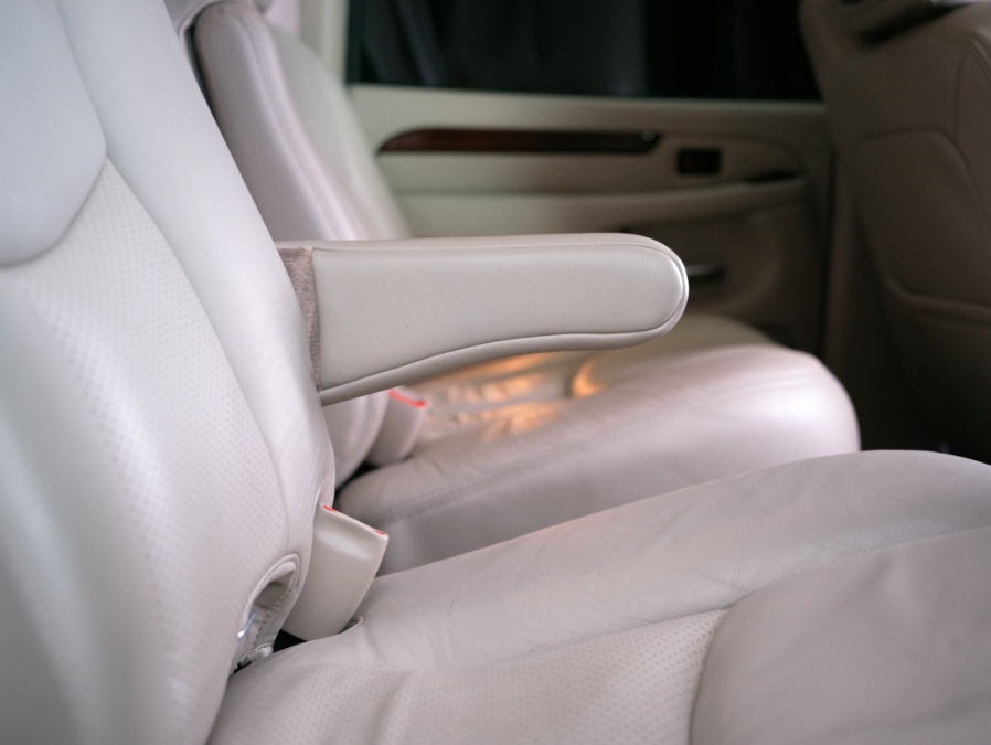 2003 Cadillac Escalade ESV 4dr AWD, available for sale in North Salem, New York | Meccanic Shop North Inc. North Salem, New York 2003 Cadillac Escalade ESV 4dr AWD, available for sale in North Salem, New York | Meccanic Shop North Inc. North Salem, New York