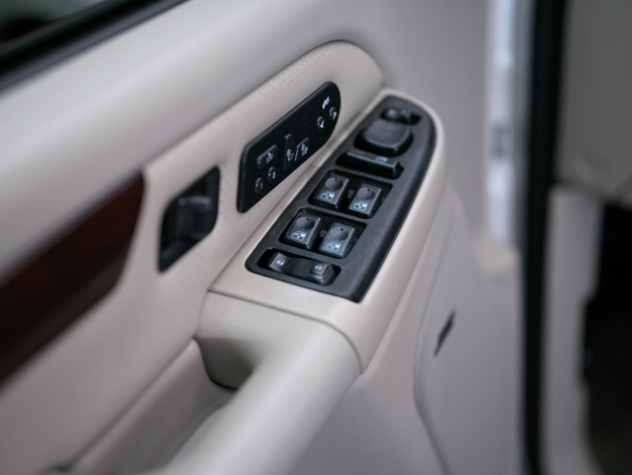 2003 Cadillac Escalade ESV 4dr AWD, available for sale in North Salem, New York | Meccanic Shop North Inc. North Salem, New York 2003 Cadillac Escalade ESV 4dr AWD, available for sale in North Salem, New York | Meccanic Shop North Inc. North Salem, New York