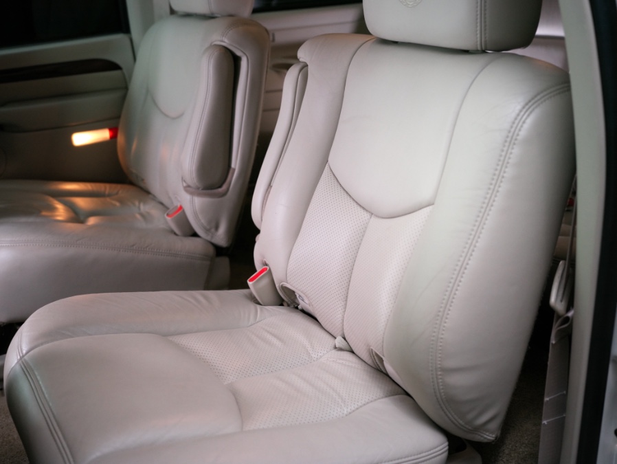 2003 Cadillac Escalade ESV 4dr AWD, available for sale in North Salem, New York | Meccanic Shop North Inc. North Salem, New York 2003 Cadillac Escalade ESV 4dr AWD, available for sale in North Salem, New York | Meccanic Shop North Inc. North Salem, New York