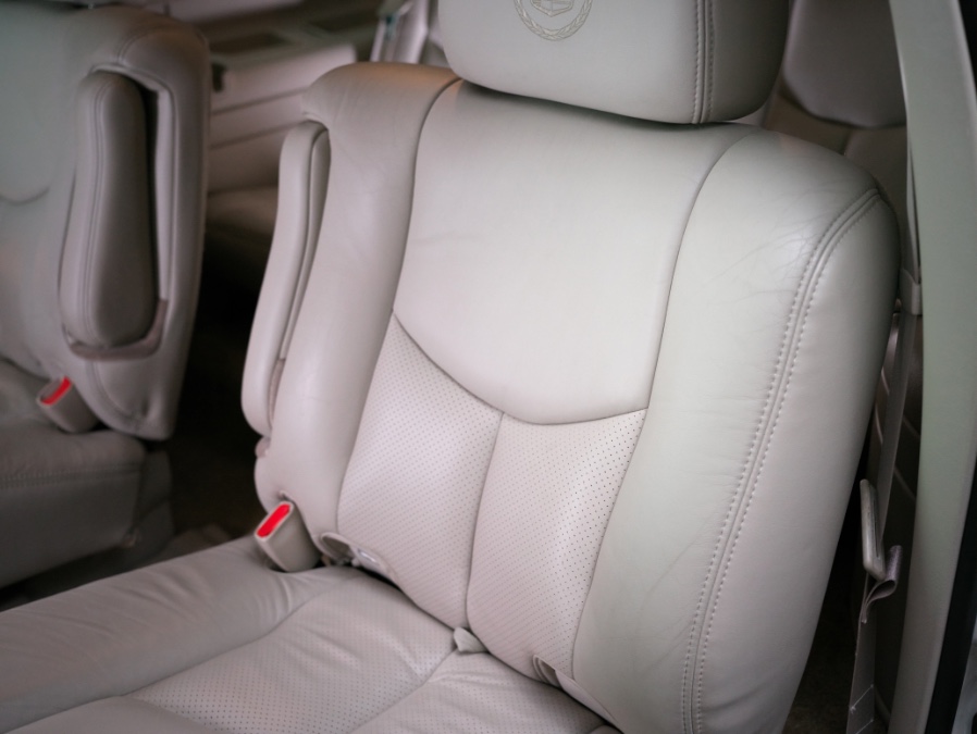 2003 Cadillac Escalade ESV 4dr AWD, available for sale in North Salem, New York | Meccanic Shop North Inc. North Salem, New York 2003 Cadillac Escalade ESV 4dr AWD, available for sale in North Salem, New York | Meccanic Shop North Inc. North Salem, New York