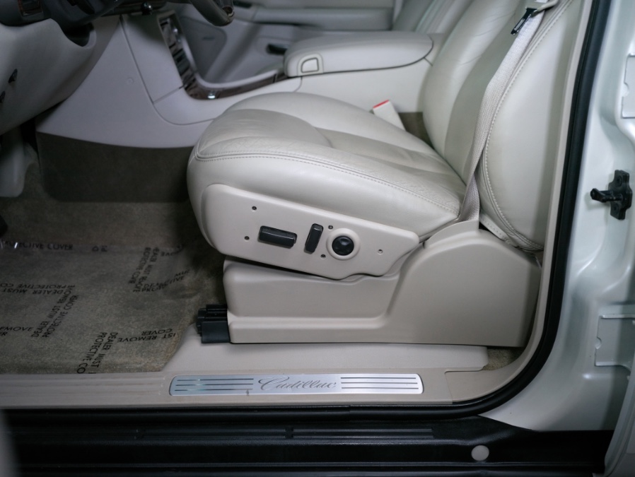 2003 Cadillac Escalade ESV 4dr AWD, available for sale in North Salem, New York | Meccanic Shop North Inc. North Salem, New York 2003 Cadillac Escalade ESV 4dr AWD, available for sale in North Salem, New York | Meccanic Shop North Inc. North Salem, New York