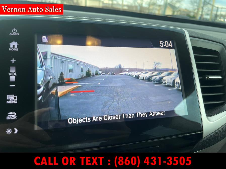 2017 Honda Ridgeline RTL-T 4x4 Crew Cab 5.3'' Bed, available for sale in Manchester, Connecticut | Vernon Auto Sale & Service. Manchester, Connecticut 2017 Honda Ridgeline RTL-T 4x4 Crew Cab 5.3'' Bed, available for sale in Manchester, Connecticut | Vernon Auto Sale & Service. Manchester, Connecticut