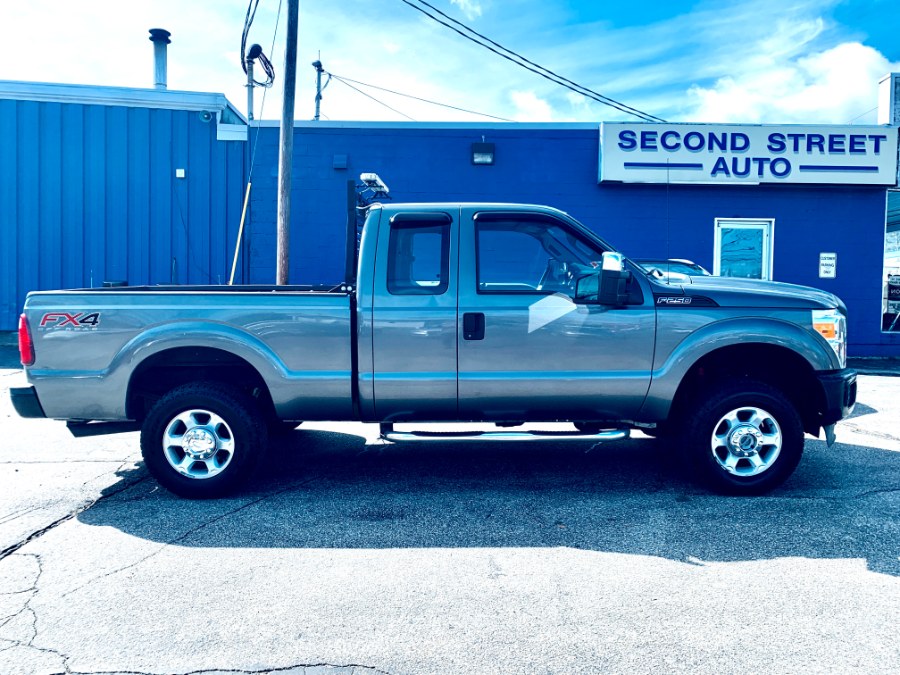 Used Ford Super Duty F-250 SRW 4WD SuperCab 158" XL 2013 | Second Street Auto Sales Inc. Manchester, New Hampshire