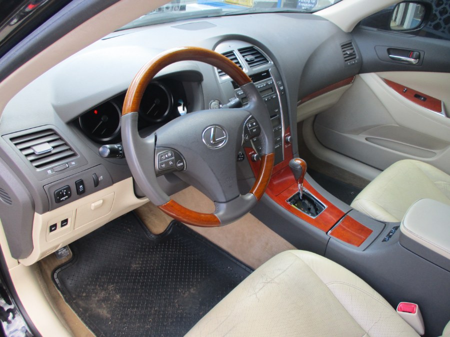Used Lexus ES 350 4dr Sdn 2010 | Cos Central Auto. Meriden, Connecticut Used Lexus ES 350 4dr Sdn 2010 | Cos Central Auto. Meriden, Connecticut