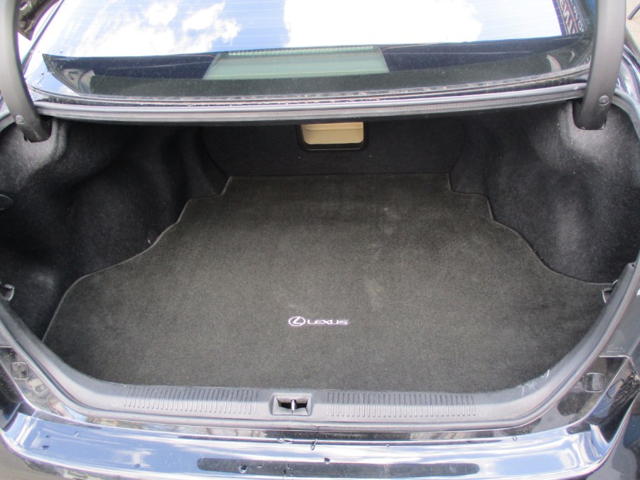 Used Lexus ES 350 4dr Sdn 2010 | Cos Central Auto. Meriden, Connecticut Used Lexus ES 350 4dr Sdn 2010 | Cos Central Auto. Meriden, Connecticut