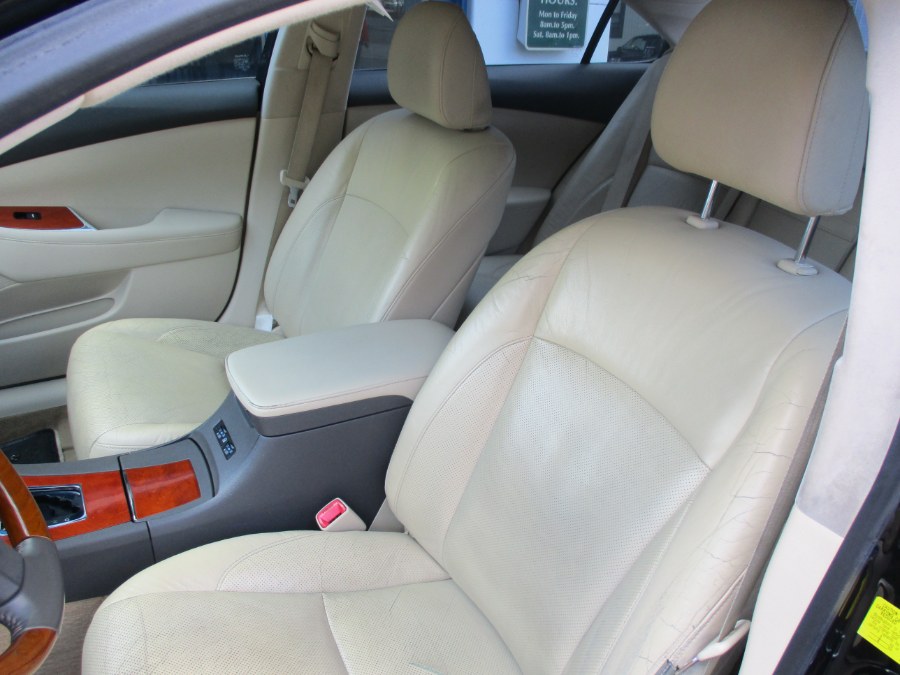 Used Lexus ES 350 4dr Sdn 2010 | Cos Central Auto. Meriden, Connecticut Used Lexus ES 350 4dr Sdn 2010 | Cos Central Auto. Meriden, Connecticut