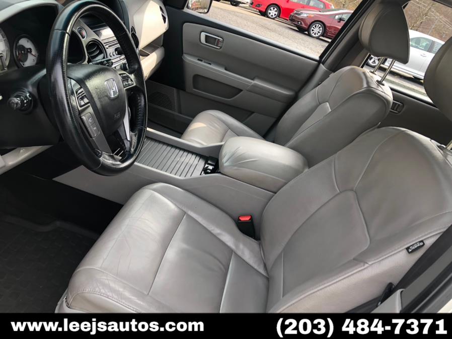 Used Honda Pilot 4WD 4dr EX-L 2012 | LeeJ's Auto Sales & Service. North Branford, Connecticut Used Honda Pilot 4WD 4dr EX-L 2012 | LeeJ's Auto Sales & Service. North Branford, Connecticut
