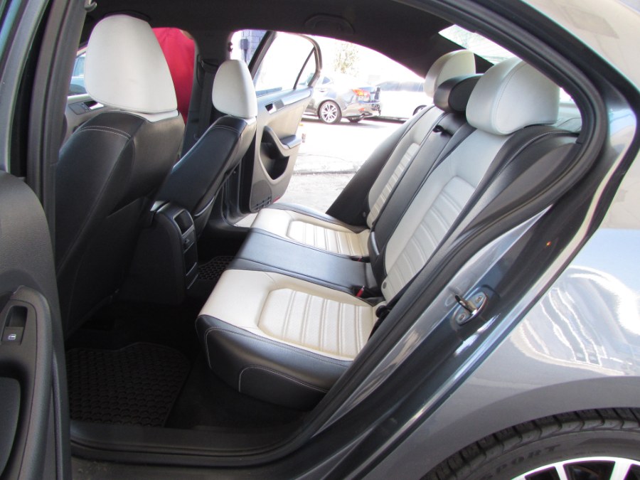 Used Volkswagen Jetta Sedan 4dr Man 1.8T Sport PZEV 2015 | VIP Auto Enterprise, Inc. Orlando, Florida Used Volkswagen Jetta Sedan 4dr Man 1.8T Sport PZEV 2015 | VIP Auto Enterprise, Inc. Orlando, Florida