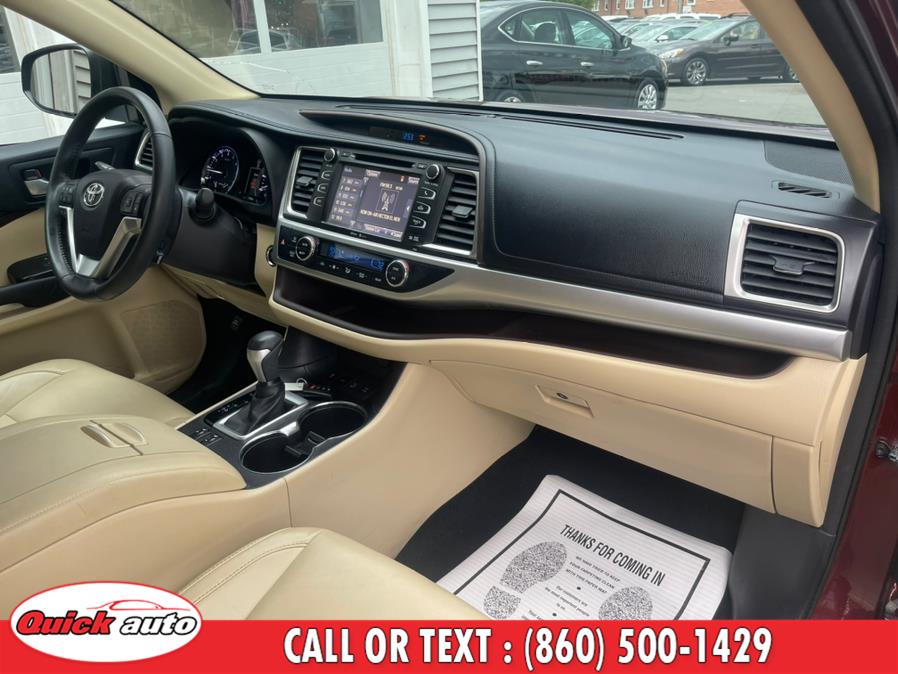 Used Toyota Highlander AWD 4dr V6 XLE (Natl) 2015 | Quick Auto LLC. Bristol, Connecticut Used Toyota Highlander AWD 4dr V6 XLE (Natl) 2015 | Quick Auto LLC. Bristol, Connecticut