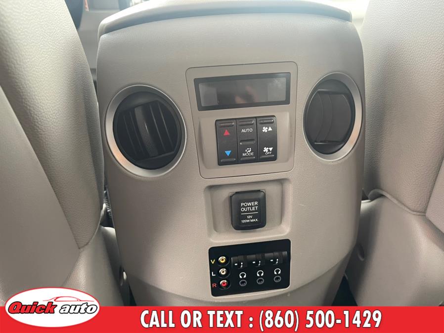 Used Honda Pilot 4WD 4dr Touring w/RES & Navi 2015 | Quick Auto LLC. Bristol, Connecticut Used Honda Pilot 4WD 4dr Touring w/RES & Navi 2015 | Quick Auto LLC. Bristol, Connecticut