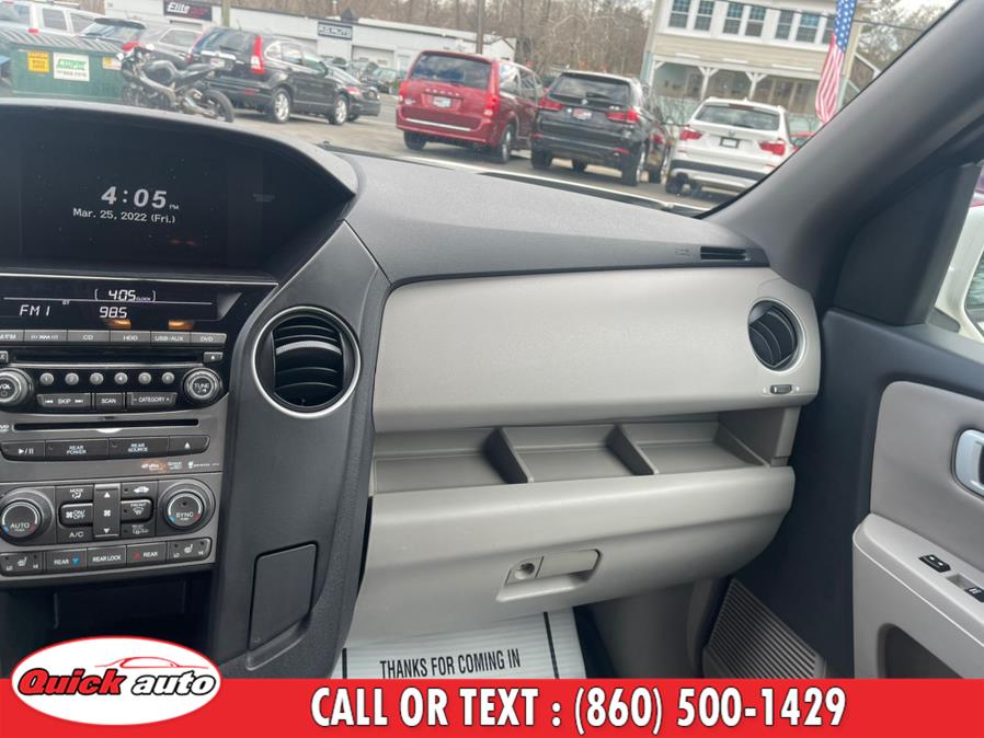 Used Honda Pilot 4WD 4dr Touring w/RES & Navi 2015 | Quick Auto LLC. Bristol, Connecticut Used Honda Pilot 4WD 4dr Touring w/RES & Navi 2015 | Quick Auto LLC. Bristol, Connecticut