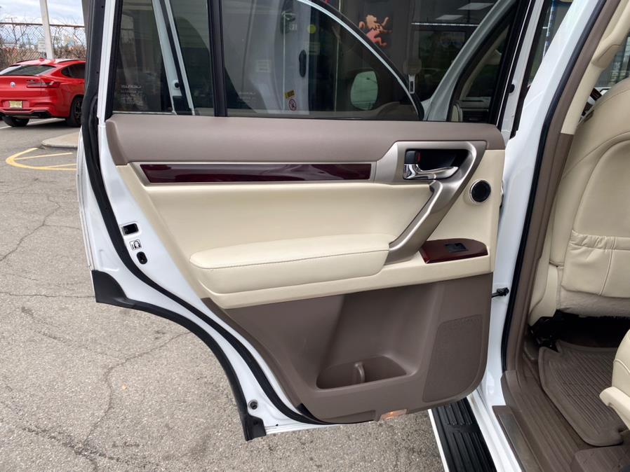 2015 Lexus GX 460 4WD 4dr Luxury, available for sale in Lodi, New Jersey | European Auto Expo. Lodi, New Jersey 2015 Lexus GX 460 4WD 4dr Luxury, available for sale in Lodi, New Jersey | European Auto Expo. Lodi, New Jersey