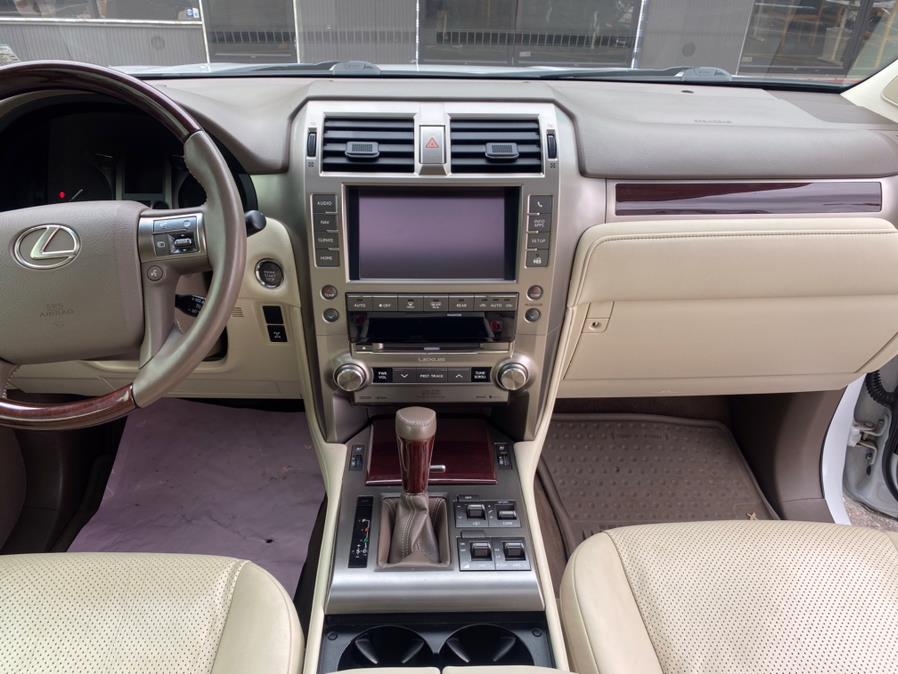 2015 Lexus GX 460 4WD 4dr Luxury, available for sale in Lodi, New Jersey | European Auto Expo. Lodi, New Jersey 2015 Lexus GX 460 4WD 4dr Luxury, available for sale in Lodi, New Jersey | European Auto Expo. Lodi, New Jersey