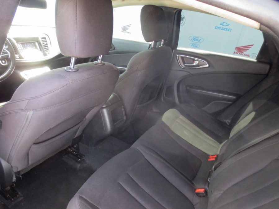 2015 Chrysler 200 4dr Sdn Limited FWD, available for sale in Santa Ana, California | Auto Max Of Santa Ana. Santa Ana, California 2015 Chrysler 200 4dr Sdn Limited FWD, available for sale in Santa Ana, California | Auto Max Of Santa Ana. Santa Ana, California