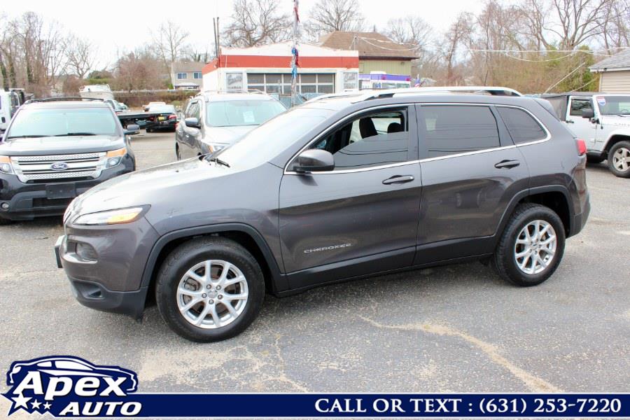 2017 Jeep Cherokee Latitude FWD, available for sale in Selden, New York | Apex Auto. Selden, New York 2017 Jeep Cherokee Latitude FWD, available for sale in Selden, New York | Apex Auto. Selden, New York